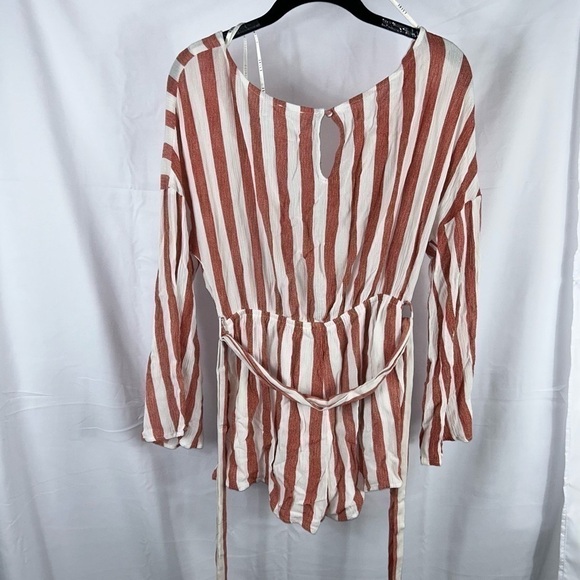 Essue Romper Wrap Front Stripes Quarter Flare Sleeves Tie Belted Waist Keyhole - Picture 9 of 13